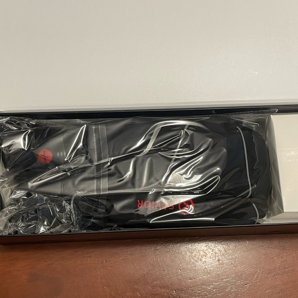 Savior Heated Mittens - Picture 3 of 4